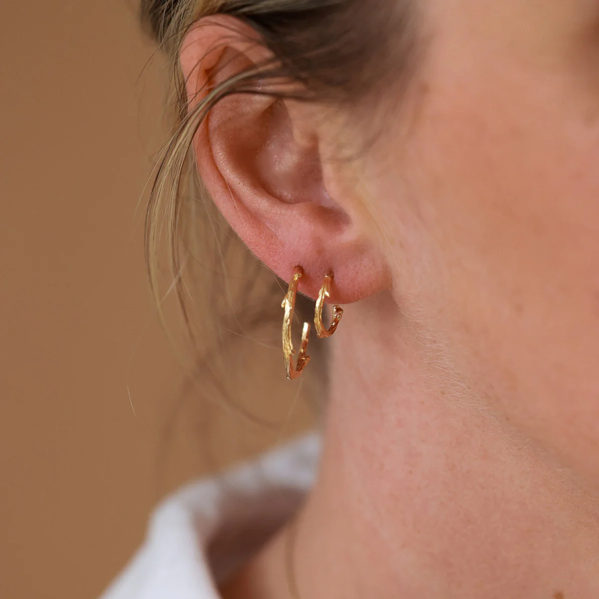 Hawthorn Twig - 14k White Gold Small Hoop Earrings - Image 3